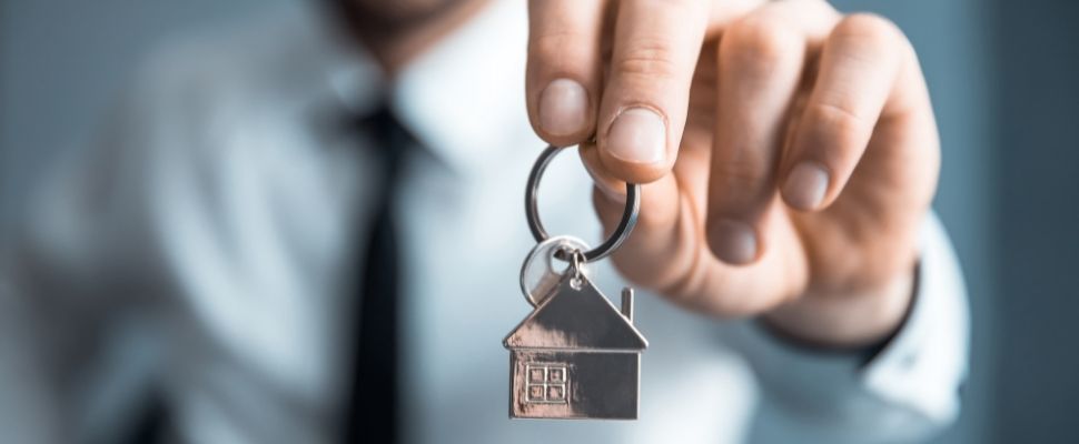 עוברים דירה