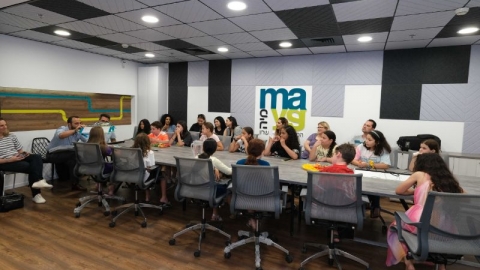 התרגשות במפגש.jpg